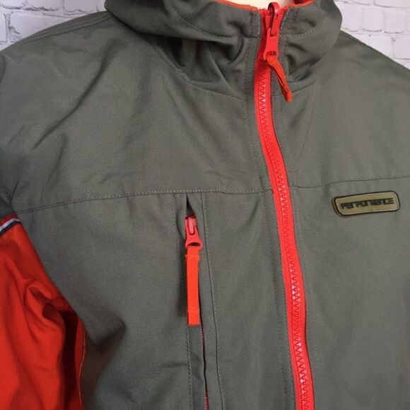 CLASS CLUB PERFORMANCE HOODED WINTER JACKET - Picture 3 of 8